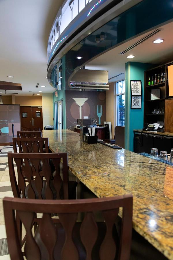 Holiday Inn Hotel & Suites Northwest San Antonio By Ihg Exteriör bild