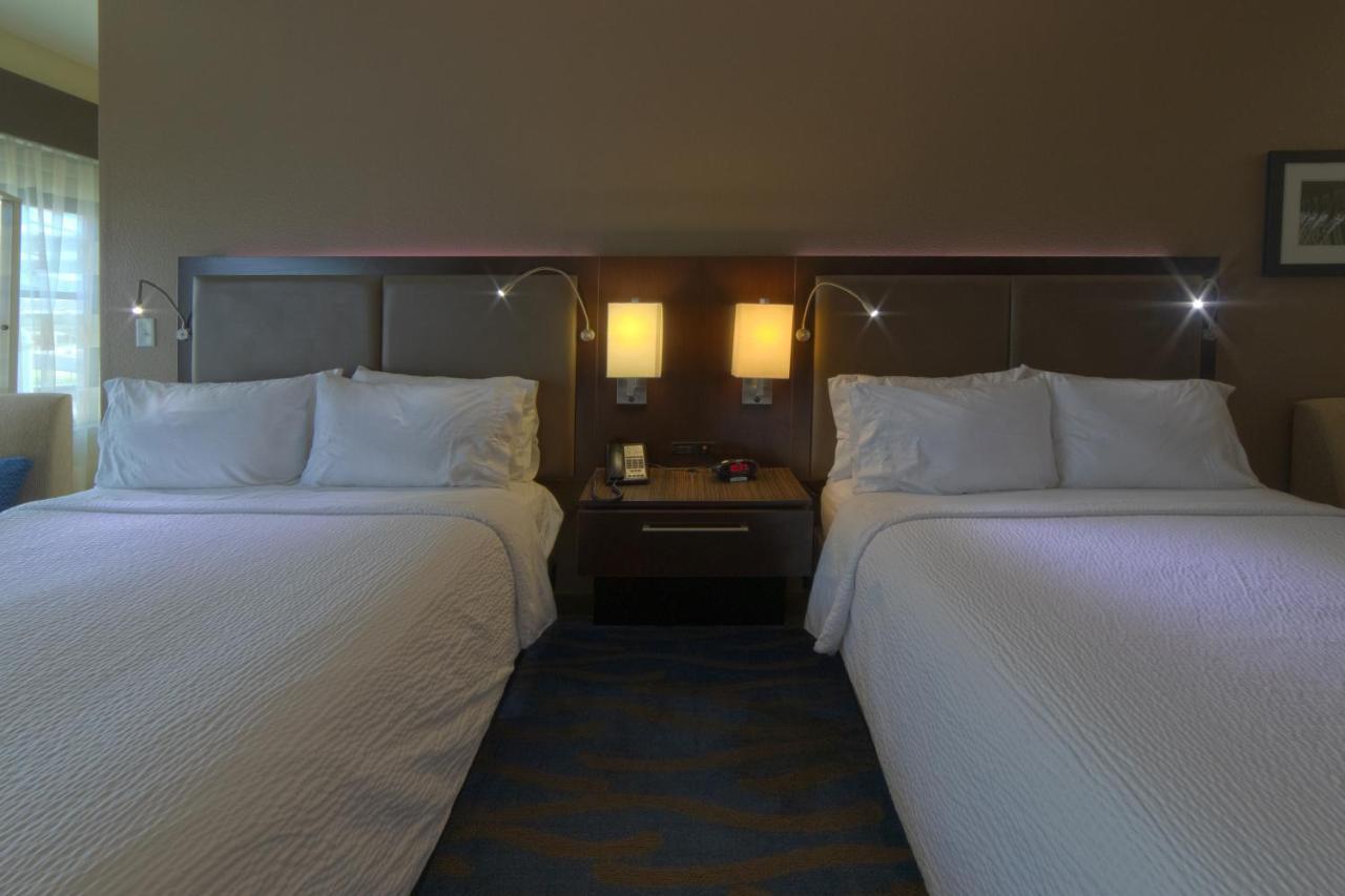 Holiday Inn Hotel & Suites Northwest San Antonio By Ihg Exteriör bild