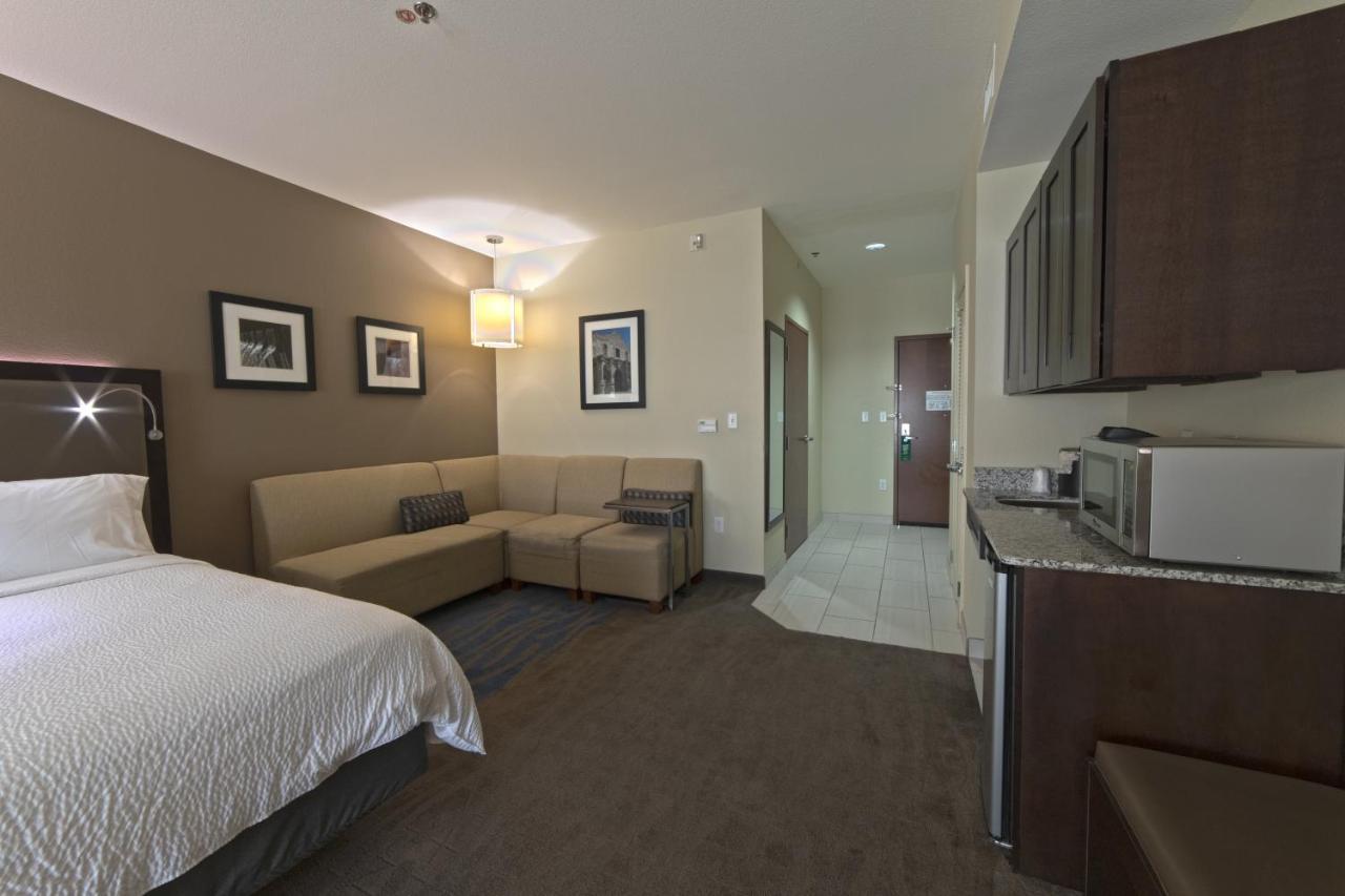 Holiday Inn Hotel & Suites Northwest San Antonio By Ihg Exteriör bild