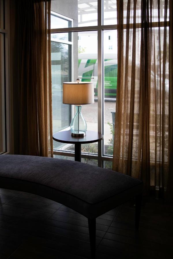 Holiday Inn Hotel & Suites Northwest San Antonio By Ihg Exteriör bild