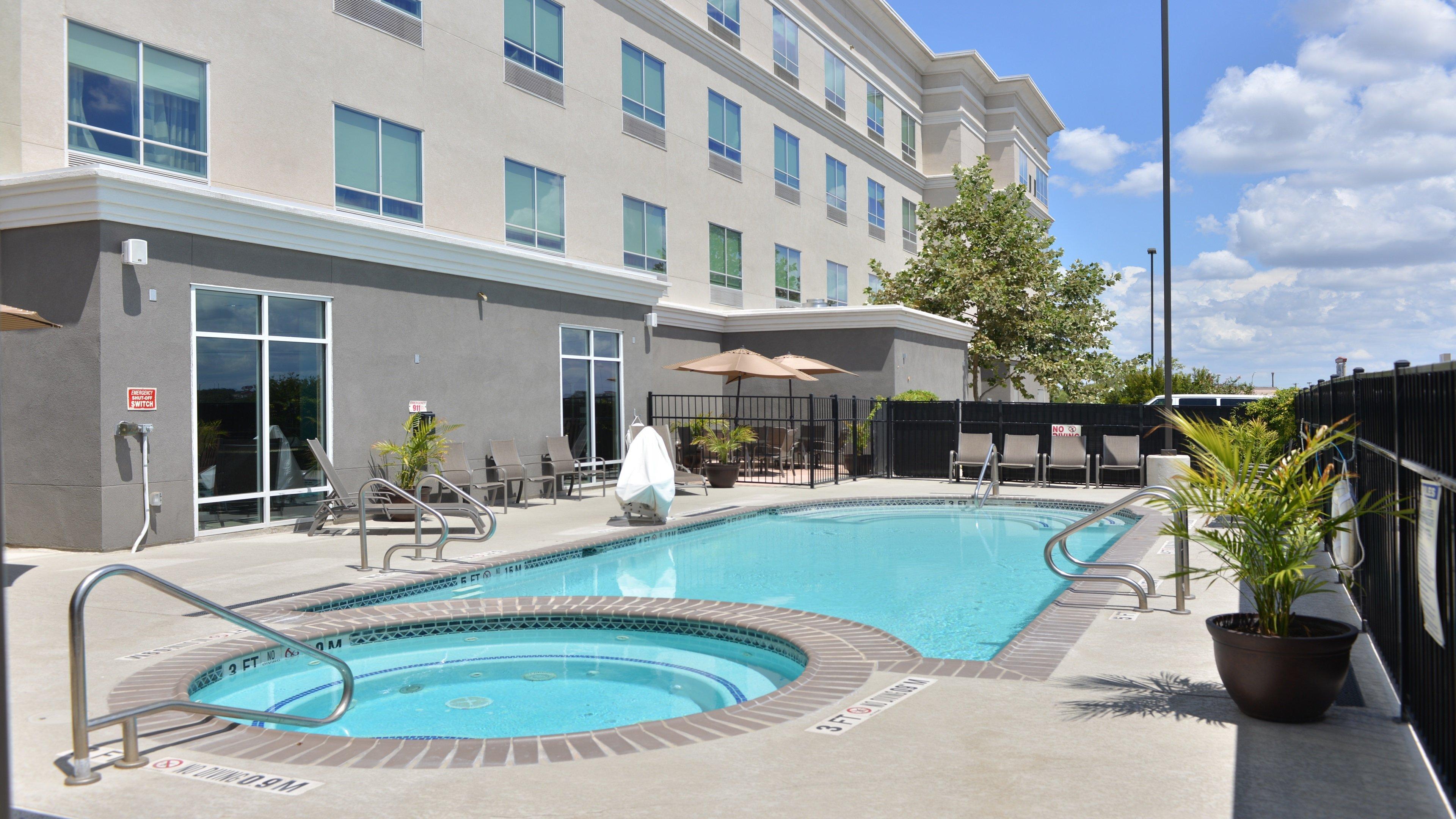 Holiday Inn Hotel & Suites Northwest San Antonio By Ihg Exteriör bild
