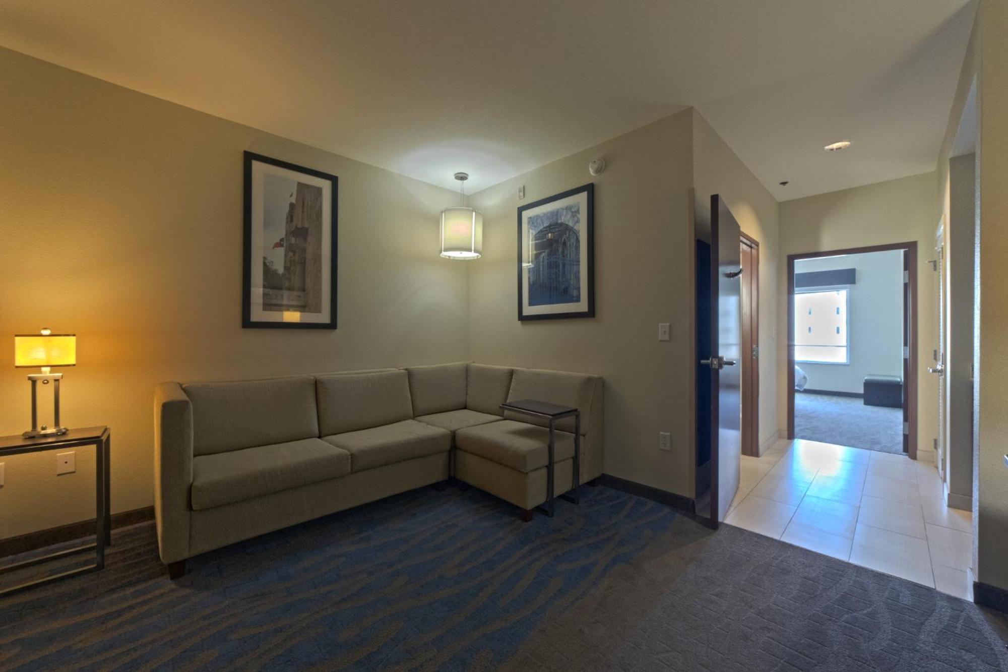 Holiday Inn Hotel & Suites Northwest San Antonio By Ihg Exteriör bild
